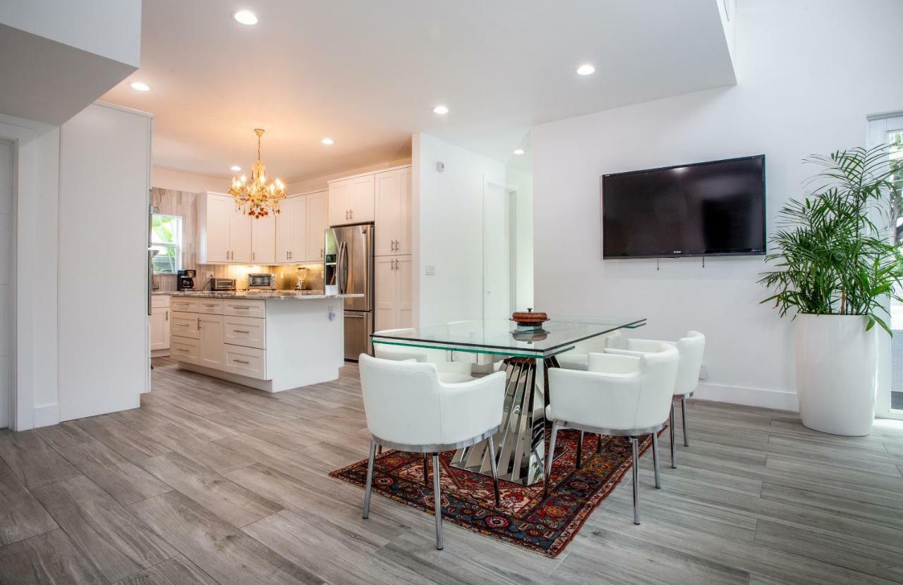 Casa Hermes Wilton Manor - Gay Guesthouse Wilton Manors Экстерьер фото