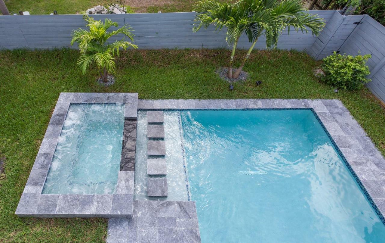 Casa Hermes Wilton Manor - Gay Guesthouse Wilton Manors Экстерьер фото